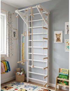 Fehér bordásfal kiegészítőkkel – Sokoldalú otthoni edzőközpont gyerekeknek és felnőtteknek